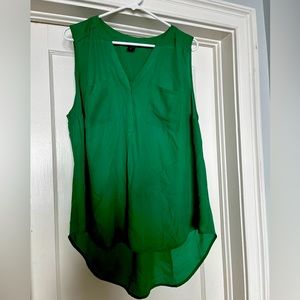 Size 0 Torrid green sleeveless blouse